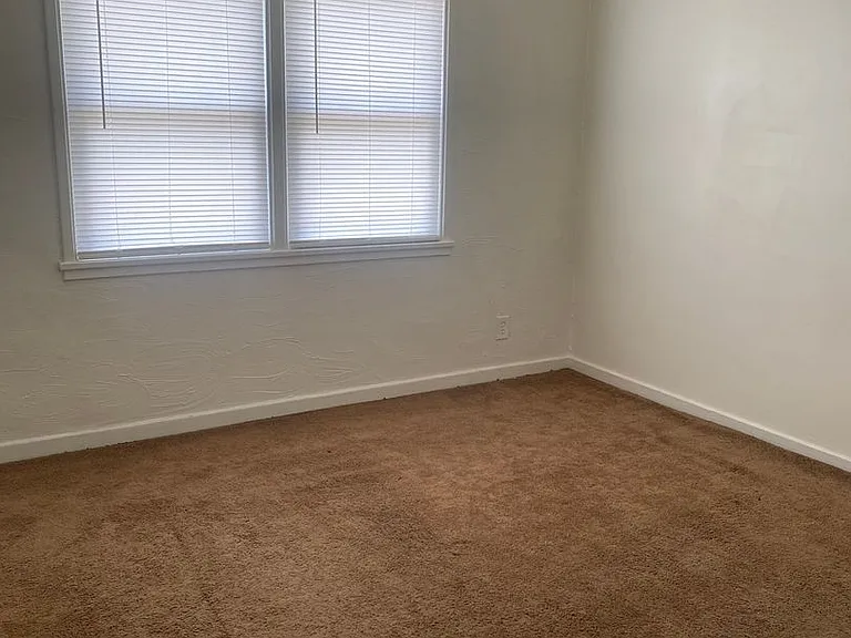 45 Midland Heights Cir #A — Photo 3