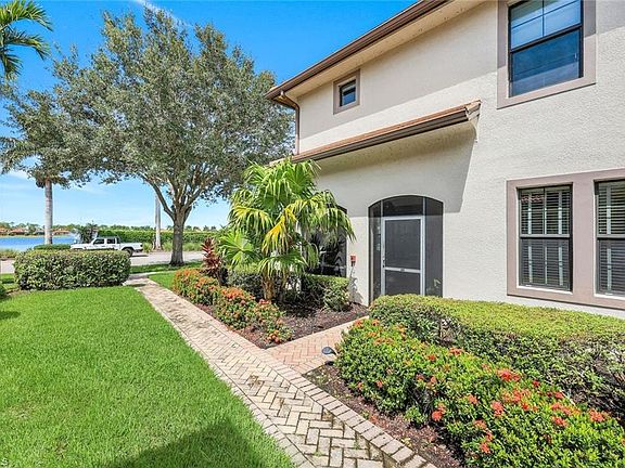 3rd image of 1399 Santiago CIR #1103