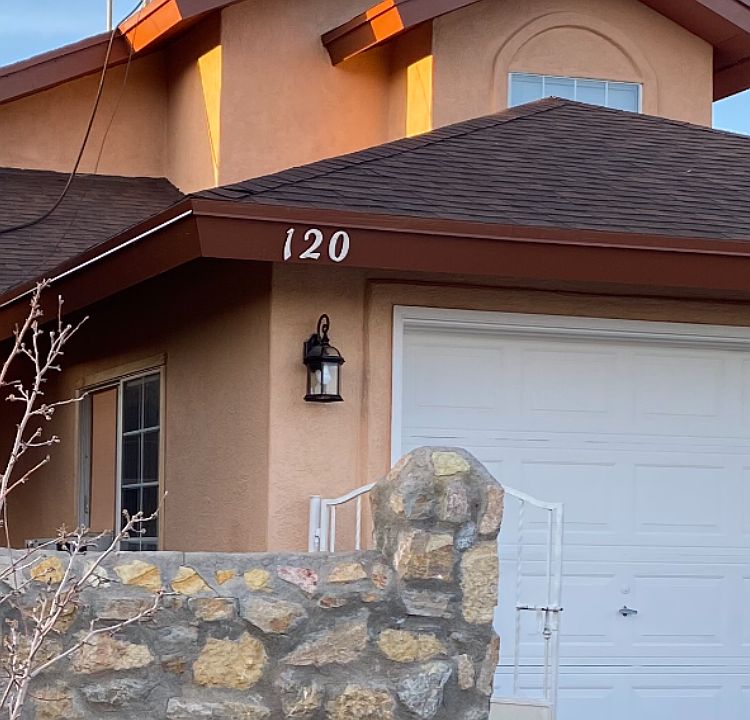1st image of 120 Casas Lindas Ln