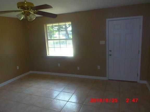 2nd image of 7507 Vanderkloot Ave