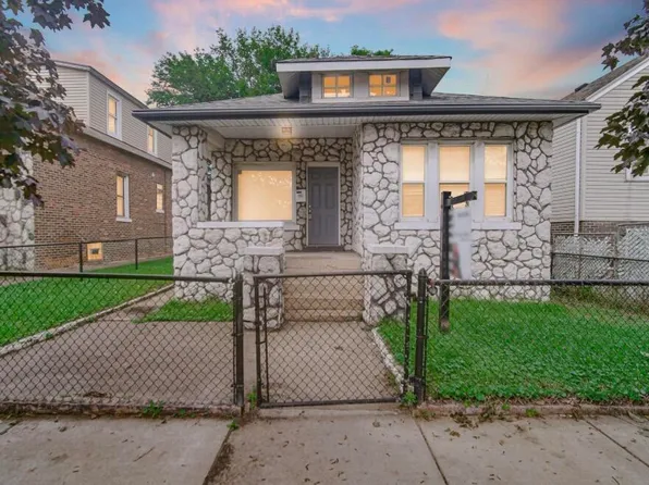 3718 Hemlock St, East Chicago, IN 46312