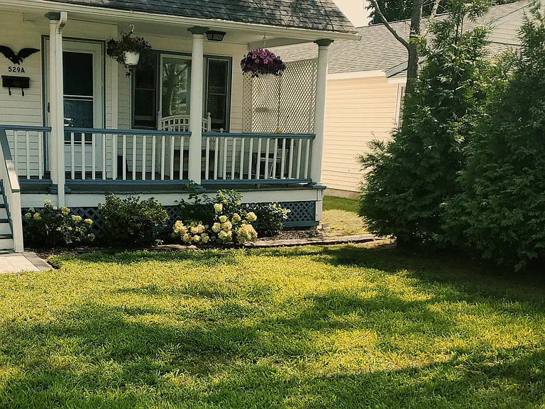 529 Naugatuck Ave #A — Photo 2
