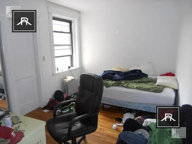 25 Egremont Rd #4 — Photo 4