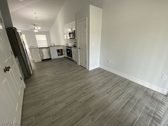 3rd image of 1129/1131 Gordon Ave S