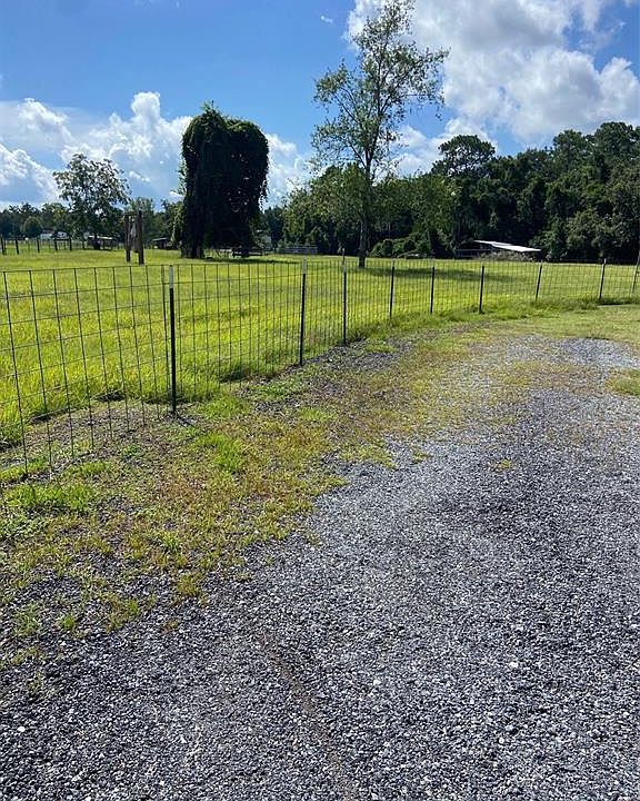 2nd image of 74 Locust Run #5