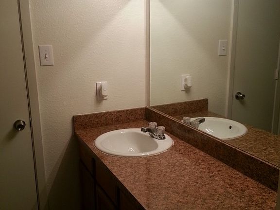 Tealwood Apartments in Dallas TX