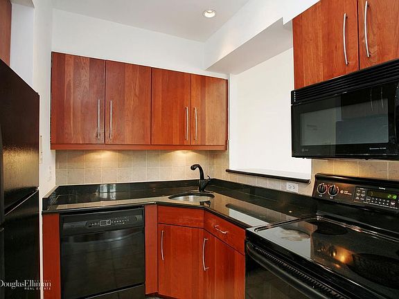 5th image of 176 W 86th St APT 7B
