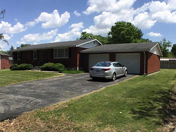 2nd image of 1095 Wanda Dr