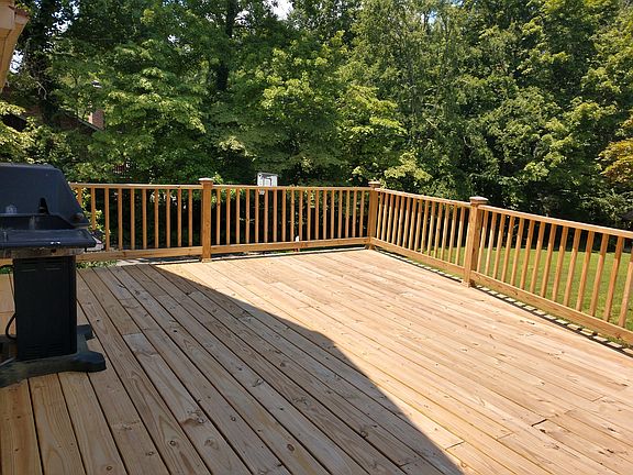 3rd image of 2109 Belcaro Dr