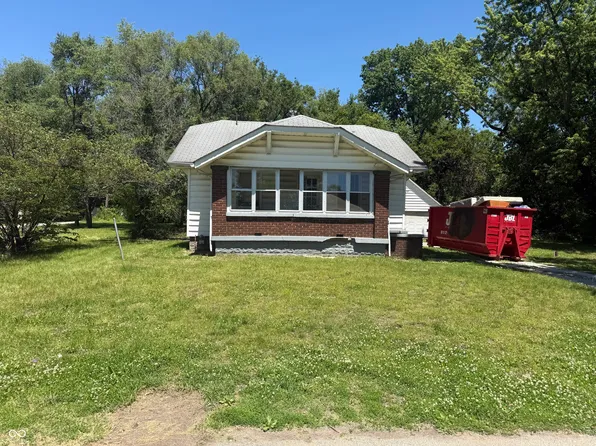2004 Wheeler Ave, Terre Haute, IN 47802