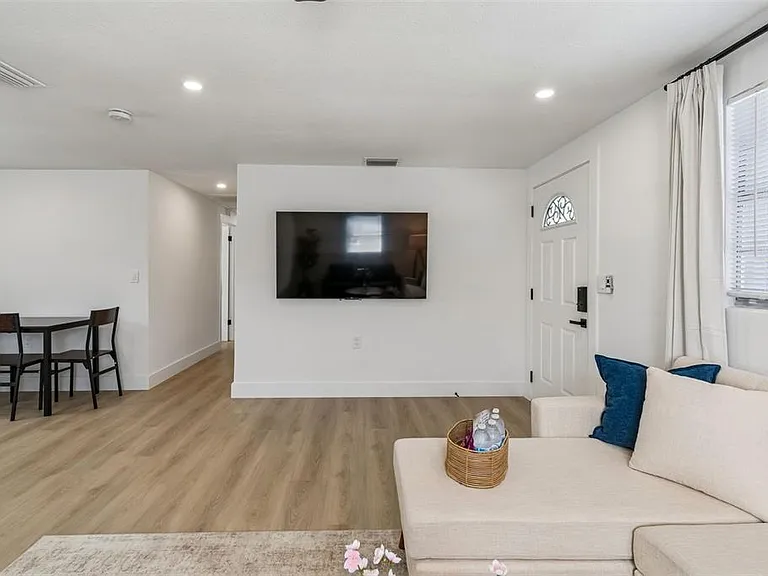 13264 120th Ln N — Photo 8