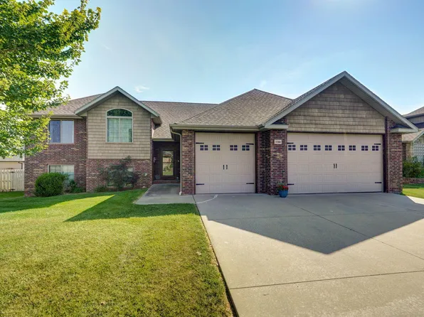 1366 S Cumberland Avenue, Republic, MO 65738