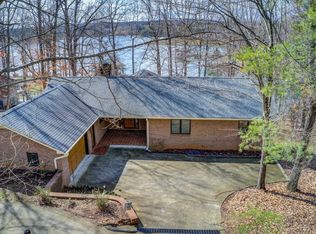 1110 Nature Ln, Union Hall, VA 24176