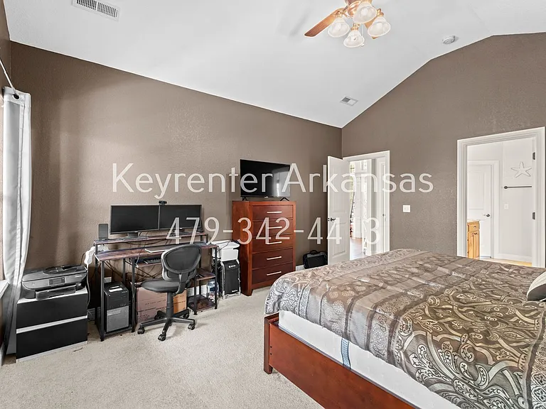 1048 Tarah Knolls Cir — Photo 16