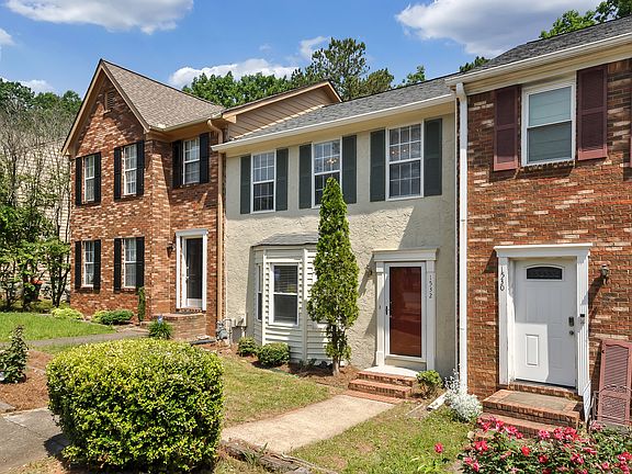 2nd image of 1532 Cedar Bluff Trl