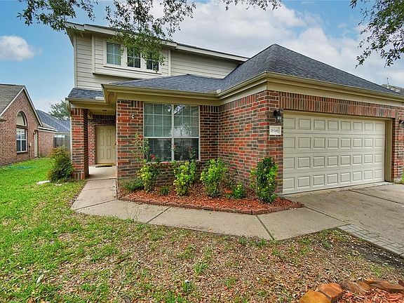 2nd image of 18546 Carousel Creek Ct