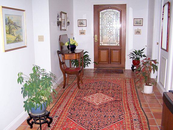GRAND FOYER