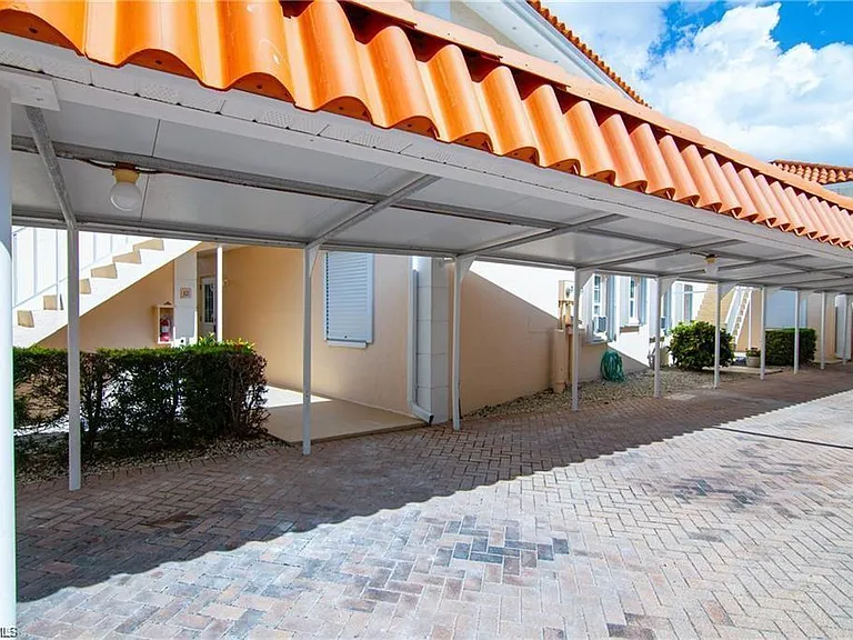 3070 Gulf Shore Blvd N #103 — Photo 40