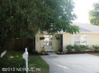 1527 Richardson Ln, Atlantic Beach, FL 32233