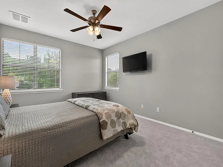 2801 Manitou Dr — Photo 20