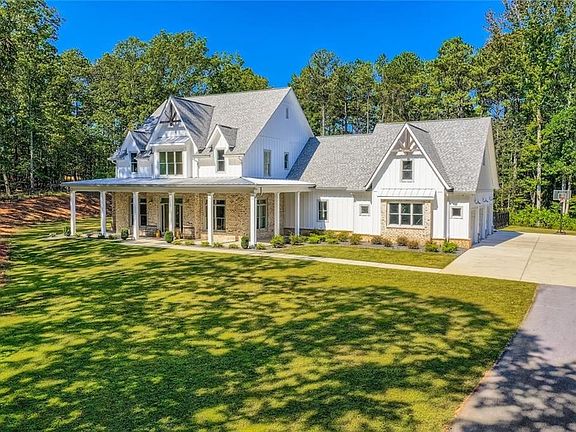 2nd image of 846 Holland Rd