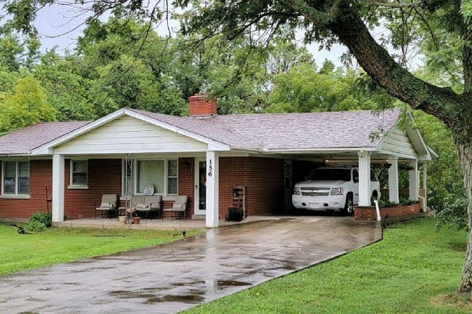 1st image of 156 N Deepwood Dr