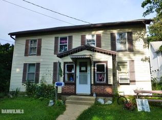 612 S Jackson St, Mount Carroll, IL 61053