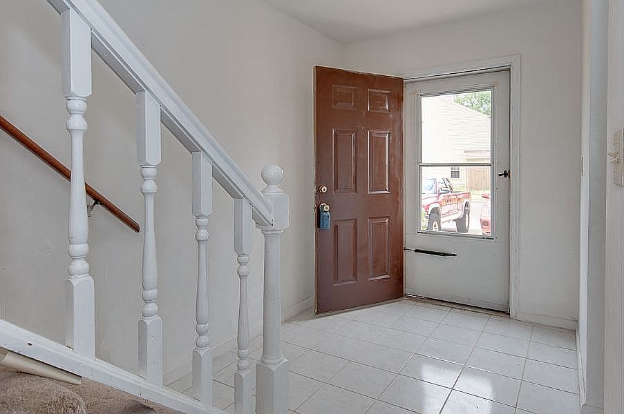 1st image of 5556 Campus Dr
