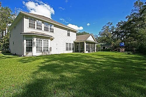 2nd image of 211 Canal Blvd