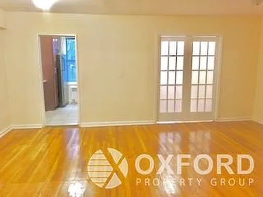 Rented by Oxford Property Group | media 23