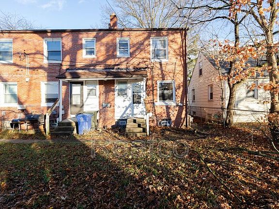 2nd image of 2233 N Homestead Dr