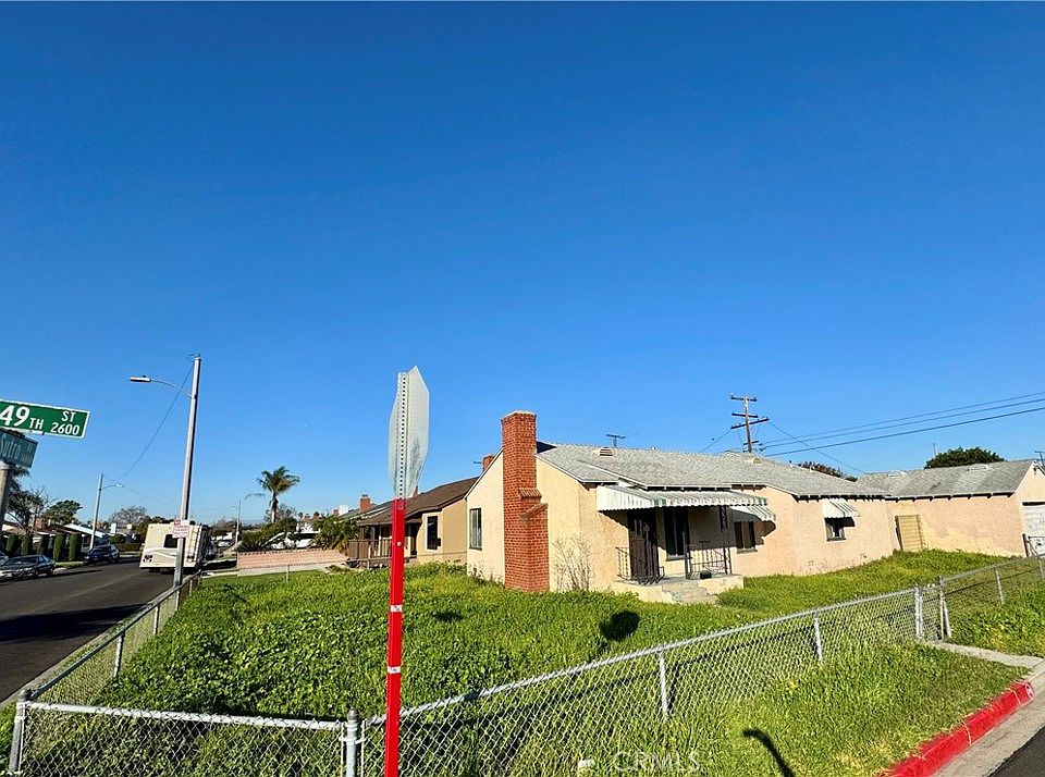 2nd image of 14866 Sutro Ave