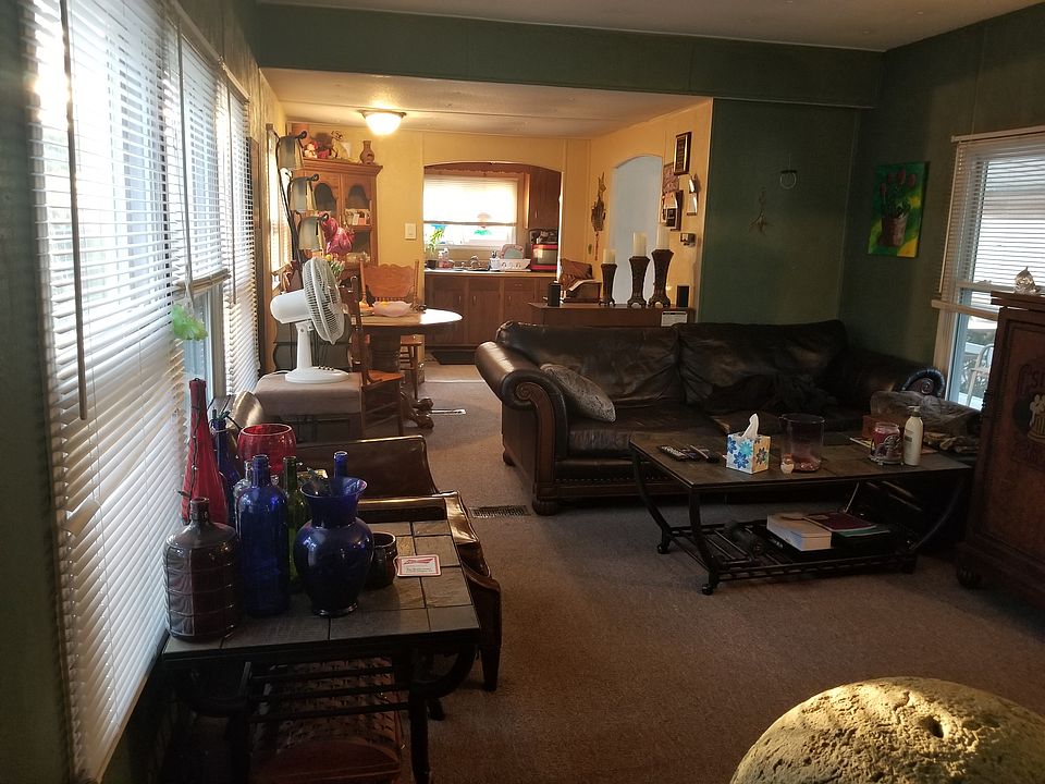 2nd image of 123 Woodside Dr