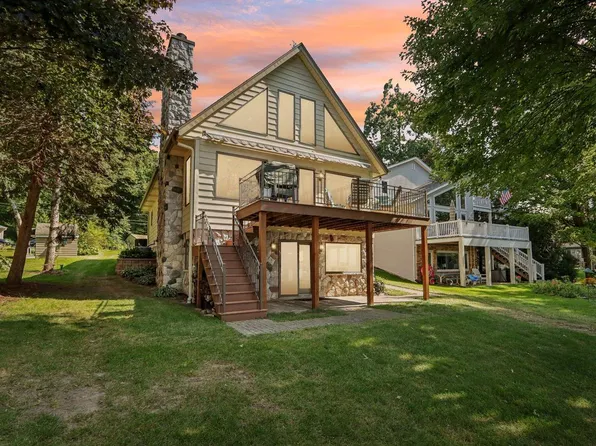 4725 Fontana Beach ROAD, West Bend, WI 53095