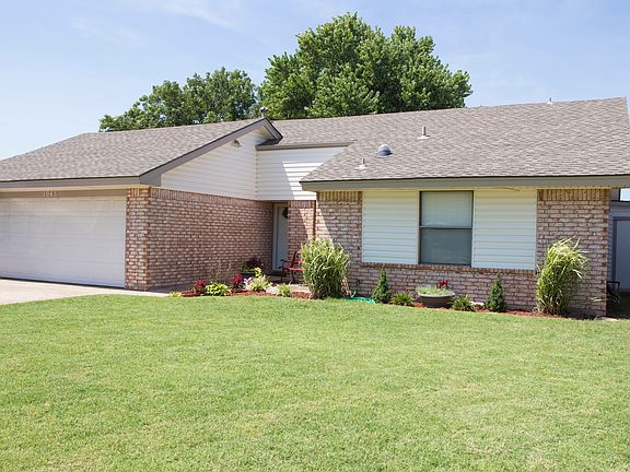2nd image of 1045 Mabel C Fry Blvd