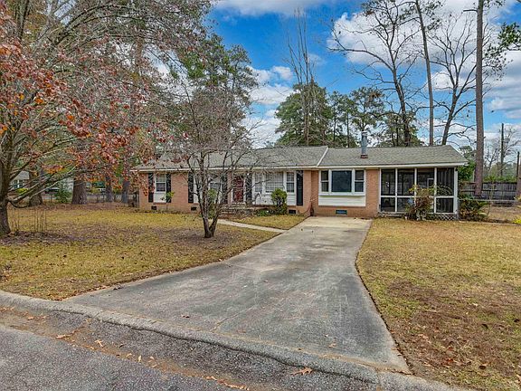 3rd image of 4101 Boxwood Dr