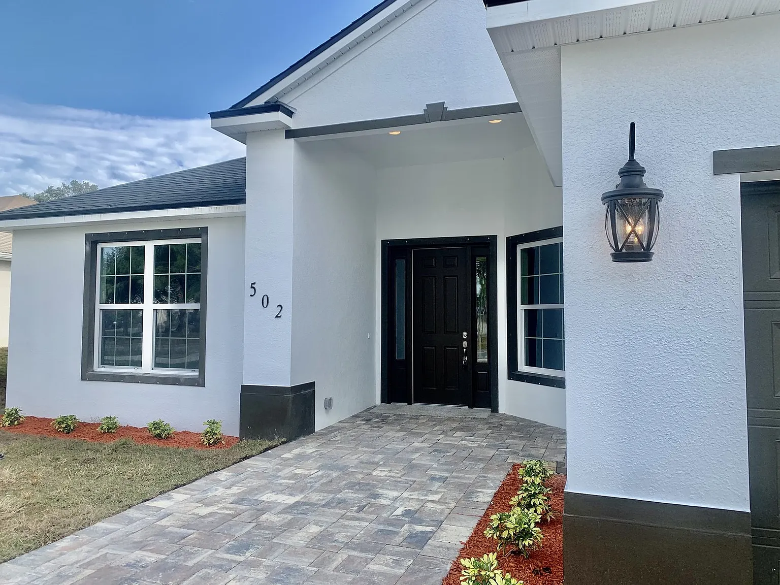 4 bed, 3.0 bath, 2900 sqft, $2,800 — Photo 3