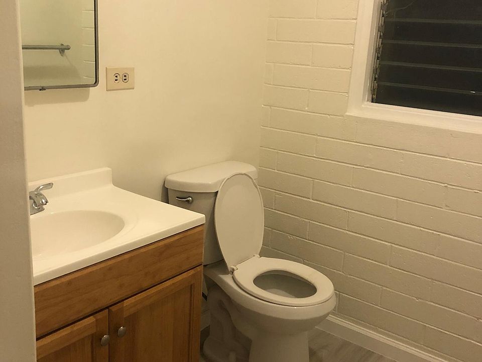 2nd image of 1096 Kinau St #5