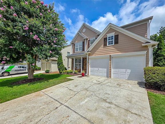 2nd image of 9025 Friarbridge Dr