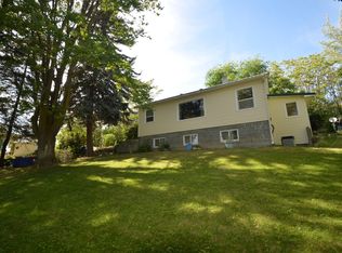 223 Selah Naches Rd, Selah, WA 98942