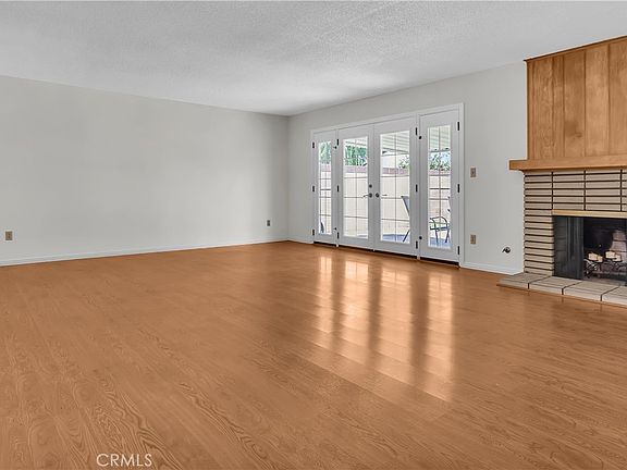 4th image of 2874 Heather Rd