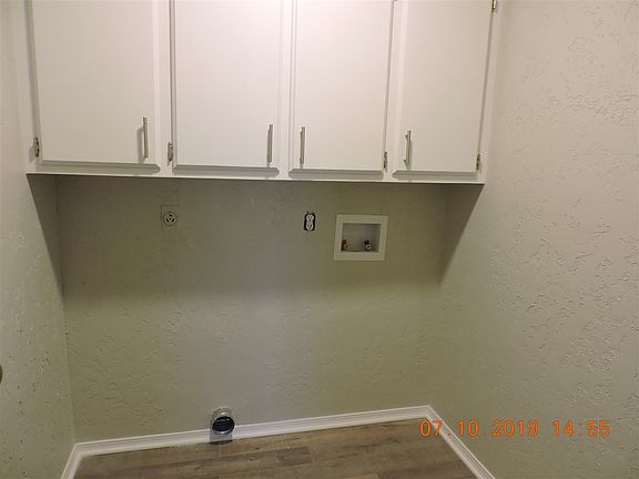 2nd image of 2302 NW Dunstan Ln
