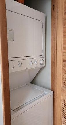 2nd image of 1 Point O Woods Ter Unit 2