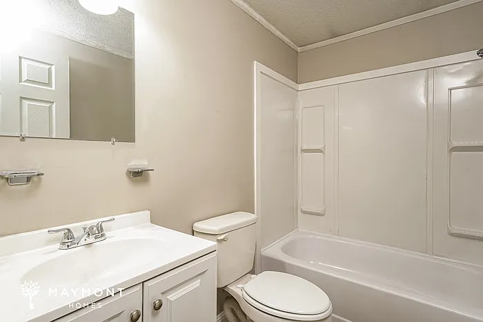 1404 Waterloo Dr — Photo 13