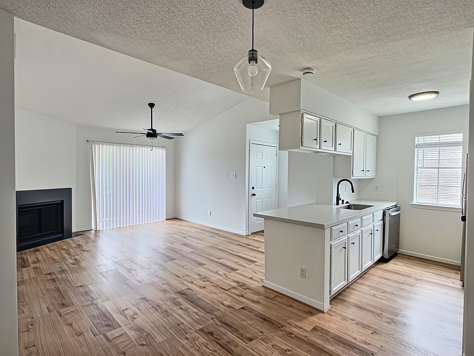 1st image of 3100 Jeanetta St APT 810