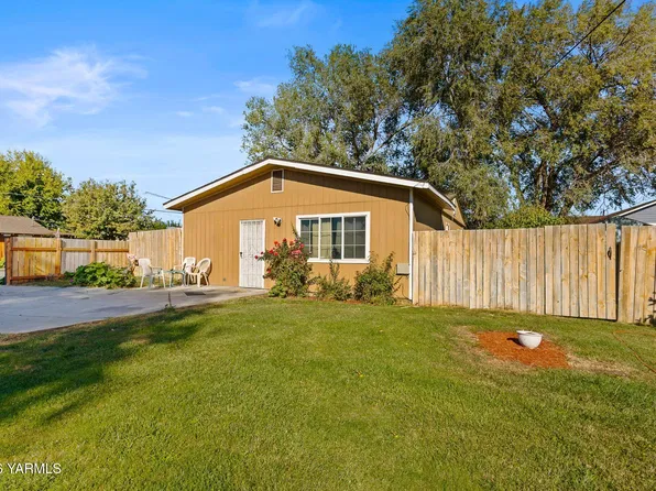 1609 S 14th St, Yakima, WA 98901