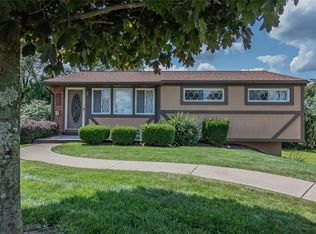 5063 Ozark Dr, Pittsburgh, PA 15239