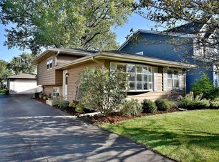 645 W Belden Ave, Elmhurst, IL 60126