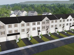 940 Allen Dr, Hazleton, PA 18201