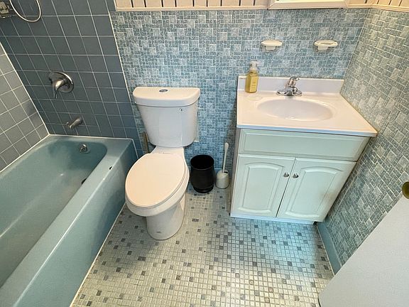 4th image of 15533 16th Dr APT 1